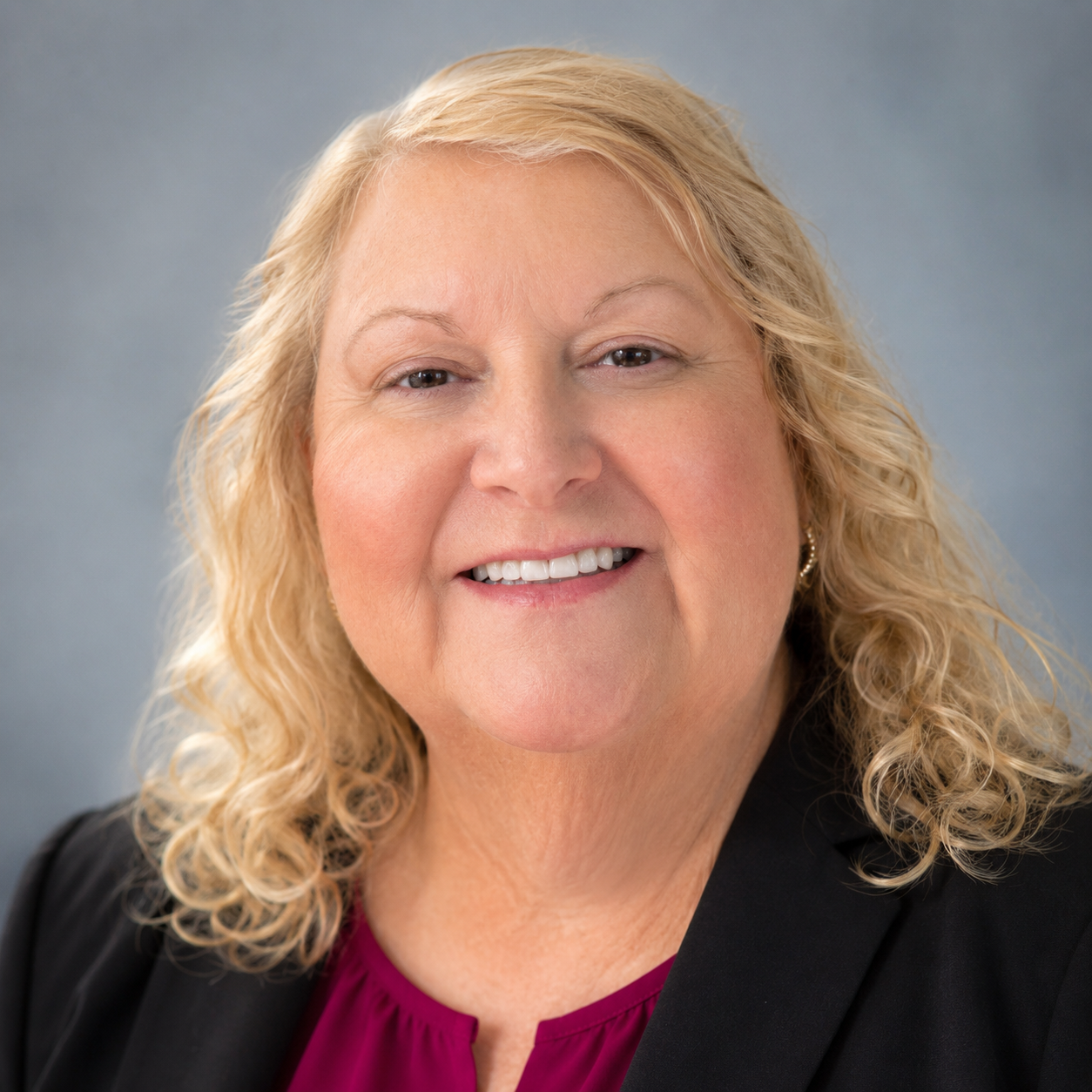 Glenda Headshot
